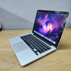 Mac Pro 2015 I5, RAM 8G, 13.3 Rentina,SSD 121G,Vga Iris1.5G 